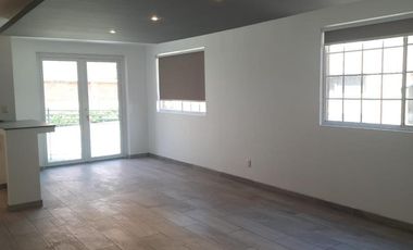 Casa en Renta, Tecamachalco En Cerrada, Bien Ubicada y Remodelada