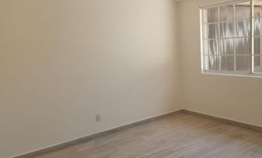 Casa en Renta, Tecamachalco En Cerrada, Bien Ubicada y Remodelada