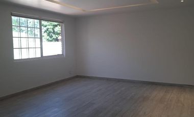 Casa en Renta, Tecamachalco En Cerrada, Bien Ubicada y Remodelada