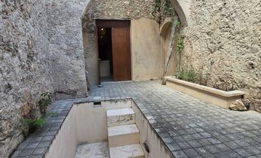 Casa semiamueblada en renta en el Centro a cuadras del centro Histórico