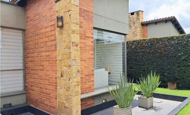 SE VENDE CASA EN CAJICA