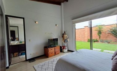 SE VENDE CASA EN CAJICA