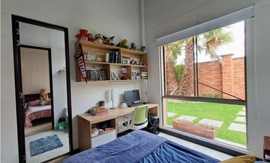SE VENDE CASA EN CAJICA