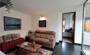 SE VENDE CASA EN CAJICA