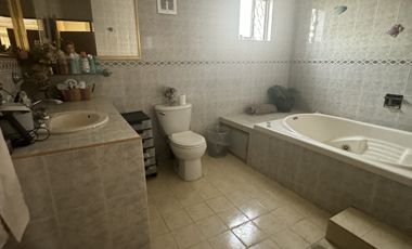 Casa en Venta – Las Puentes 10º Sector, San Nicolás