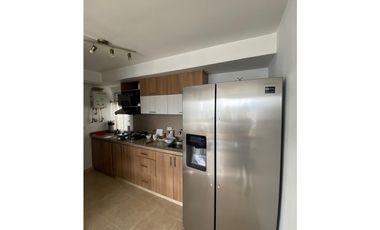 SE VENDE PENTHOUSE MODERNO EN EXCELENTE UBICACION!!