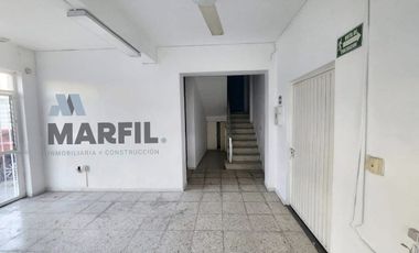 📌Renta de edificio en esquina, céntrico para oficinas