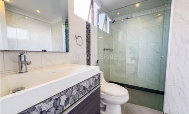 Apartamento en El Poblado con Vista