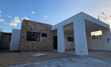 Casa 3 recámaras| alberca |al norte de Mérida