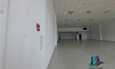 ALQUILER LOCALES EN LA 24 DICIEMBRE TOCUMEN 289M2 KAF