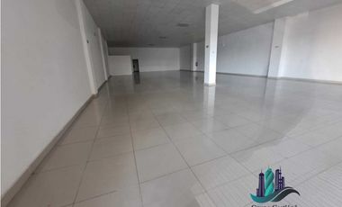 ALQUILER LOCAL 336M2 EN LA 24 DICIEMBRE TOCUMEN KAF