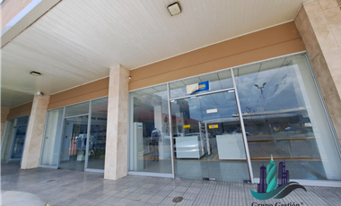 ALQUILER LOCAL 241M2 EN LA 24 DICIEMBRE TOCUMEN KAF