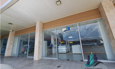 ALQUILER LOCAL 241M2 EN LA 24 DICIEMBRE TOCUMEN KAF