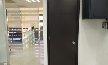 Oficina / Consultorio  en Villas Deportivas Cuernavaca - CRB-969-Of#