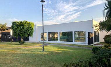 Departamento  en Paraíso Country Club Emiliano Zapata - CRB-1192-De