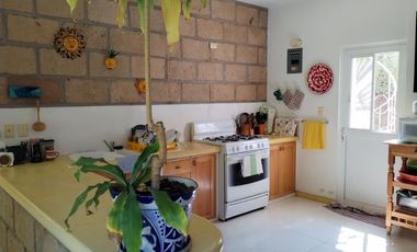 Casa en Fraccionamiento en Huertas del Llano Jiutepec - CRB-1154-Fr