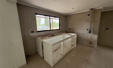 Casa en Venta en Clínica Maitenes