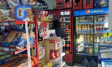 Local Comercial en Venta en Derecho de llaves de un Inigualable Minimarket en Santiago Centro