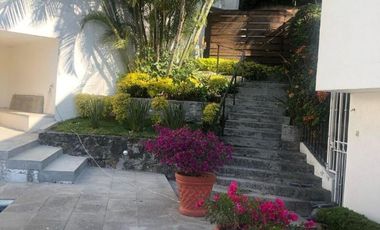 Condominio de 4 casas con alberca en Lomas de Cortes Cuernavaca Morelos