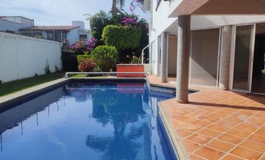 Casa en Fraccionamiento en Kloster Sumiya Jiutepec - SOR-415-Fr*