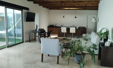 Casa en un nivel con vigilancia en Lomas de Cortes Cuernavaca Morelos