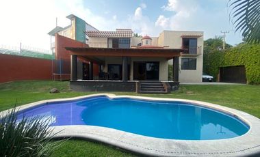 Casa en Fraccionamiento en Burgos Temixco - SOR-353-Fr*