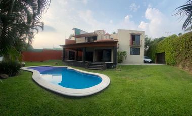Casa en Fraccionamiento en Burgos Temixco - SOR-353-Fr*