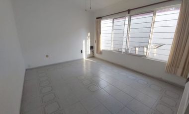Casa en Fraccionamiento en Sumiya Jiutepec - LLR-97-Fr