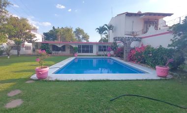 Casa en Fraccionamiento en Sumiya Jiutepec - LLR-97-Fr