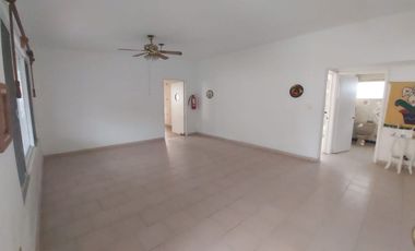 Casa en Fraccionamiento en Sumiya Jiutepec - LLR-97-Fr