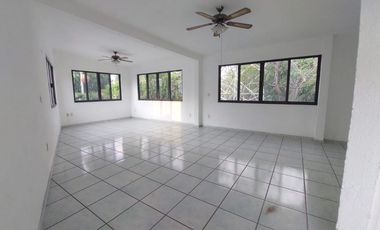 Casa en Fraccionamiento en Sumiya Jiutepec - LLR-97-Fr