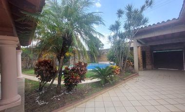 Casa Sola en Lomas de Cortes Cuernavaca - LLR-130-Cs