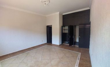 Casa Sola en Lomas de Cortes Cuernavaca - LLR-130-Cs