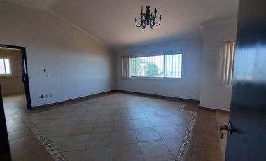 Casa Sola en Lomas de Cortes Cuernavaca - LLR-130-Cs
