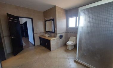 Casa Sola en Lomas de Cortes Cuernavaca - LLR-130-Cs