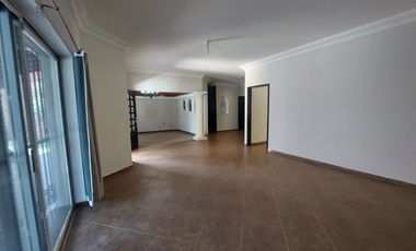 Casa Sola en Lomas de Cortes Cuernavaca - LLR-130-Cs