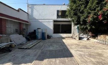 Propiedad para oficinas en Av. Domingo Diez Cuernavaca Morelos