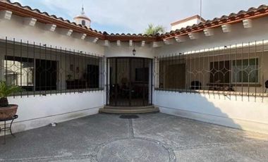 Casa en Fraccionamiento en Lomas de Jiutepec Jiutepec - AMR-554-Fr