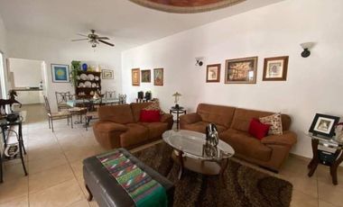 Casa en Fraccionamiento en Lomas de Jiutepec Jiutepec - AMR-554-Fr