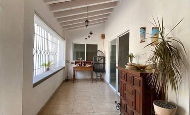 Casa en Fraccionamiento en Lomas de Jiutepec Jiutepec - AMR-554-Fr