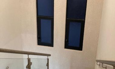 CASA NUEVA EN LOMAS DE LA SELVA CON SEGURIDAD, 4 HABITACIONES UNA EN PB, ALBERCA