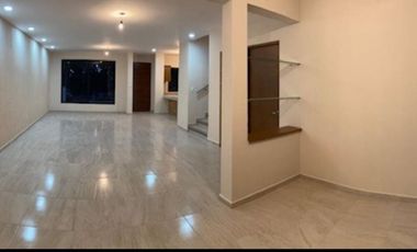 CASA NUEVA EN LOMAS DE LA SELVA CON SEGURIDAD, 4 HABITACIONES UNA EN PB, ALBERCA