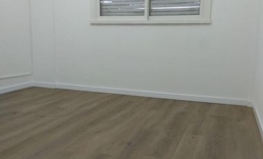 Vendo. Departamento frente estación Temperley. 14deJulio 10. De 3amb, muy buen estado. Apto Crédito. Urgente