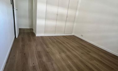 Vendo. Departamento frente estación Temperley. 14deJulio 10. De 3amb, muy buen estado. Apto Crédito. Urgente