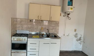 DEPARTAMENTO TIPO PH EN MORON CENTRO