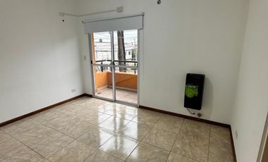 ALQUILER - DEPARTAMENTO 2 AMBIENTES - DORMITORIO EN SUITE