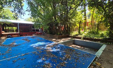 EXCLUSIVA CASA EN VENTA SOBRE CALLE BRASIL A PASOS DE LA COSTANERA DE LA CIUDAD.-