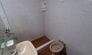 Excelente Departamento de 2 ambientes. Villa Luzuriaga