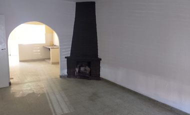 CHALET DE EPOCA EN ALTOS DE LAFERRERE