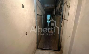 ALQUILER EDIFICIO COMERCIAL EN HAEDO.